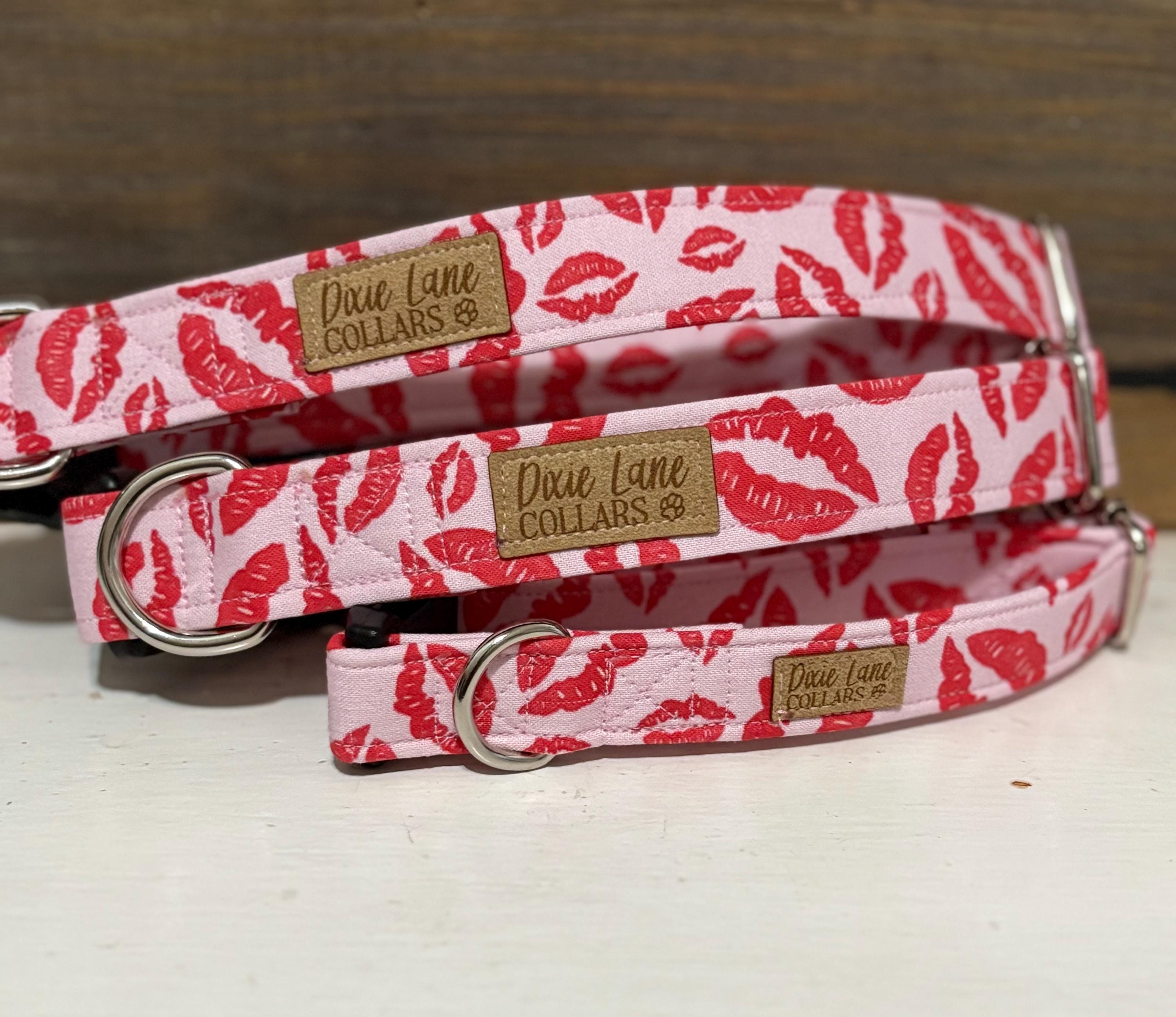 Lipstick Kisses Dog Collar