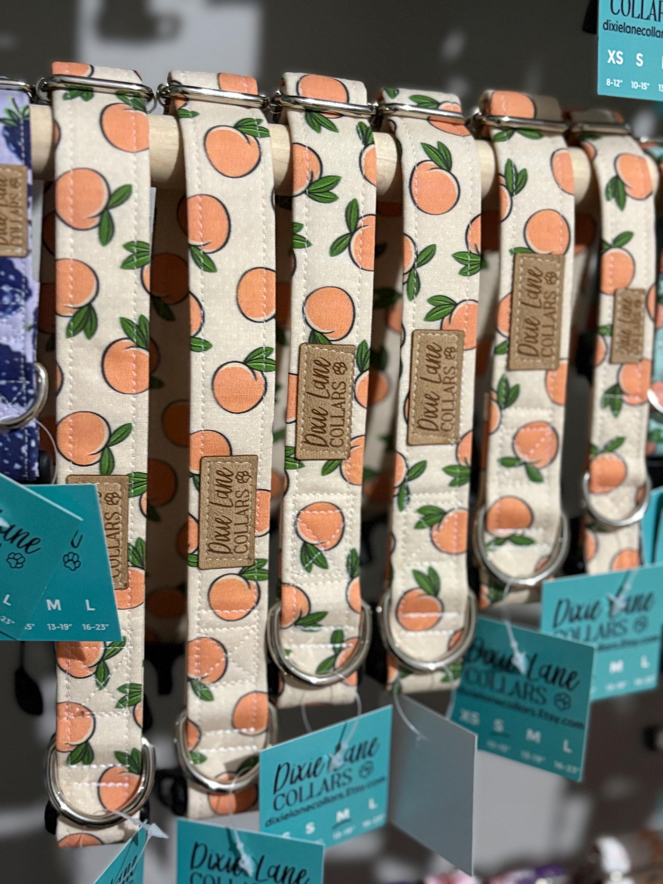 Peaches Dog Collar