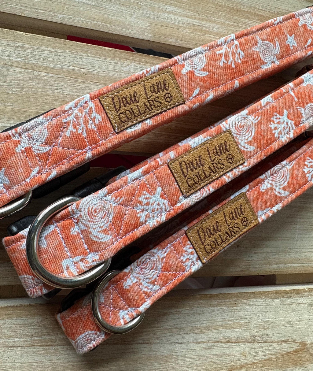 Sea Turtles on Orange Dog Collar