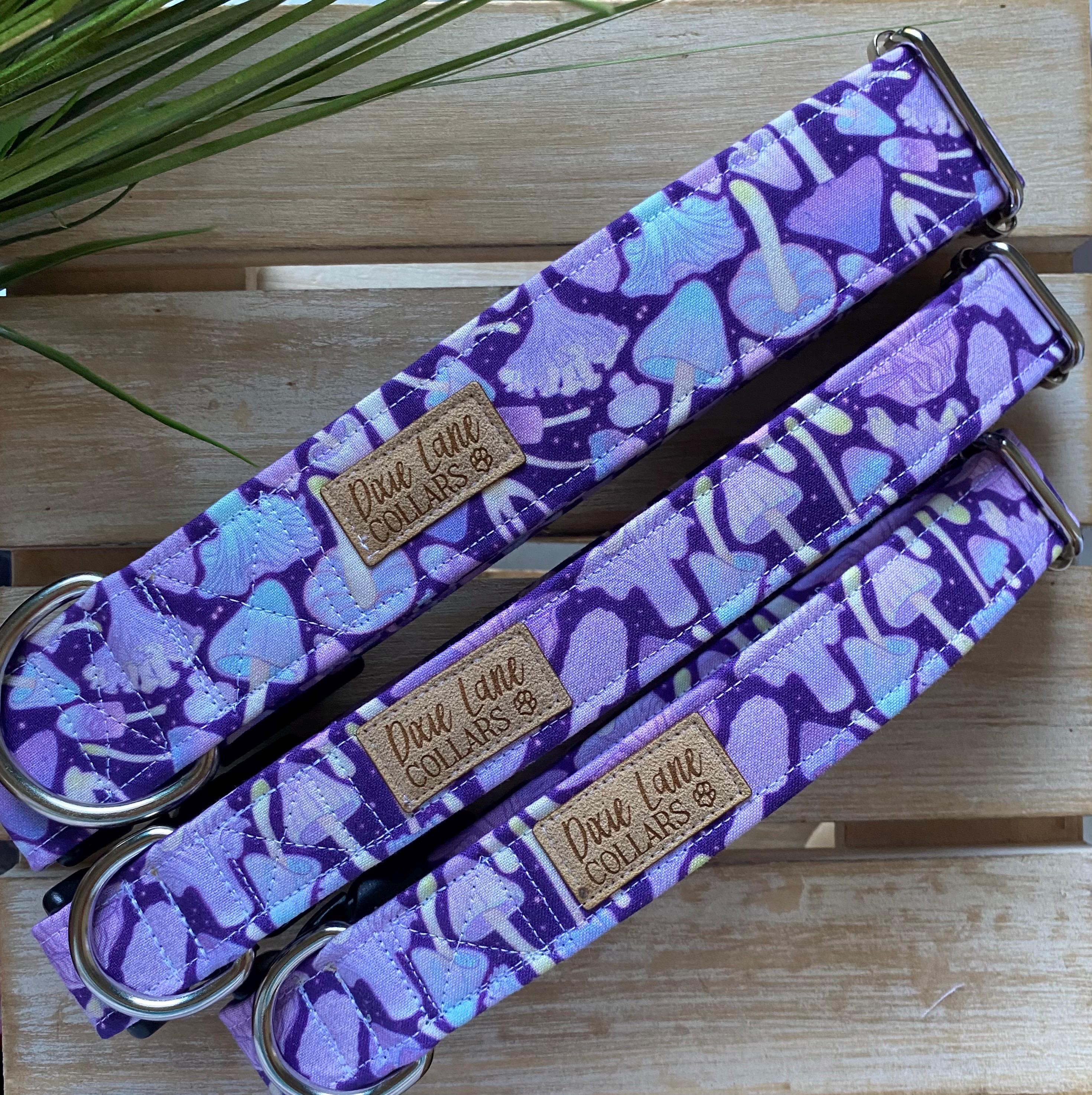 Purple Retro Mushrooms Dog Collar