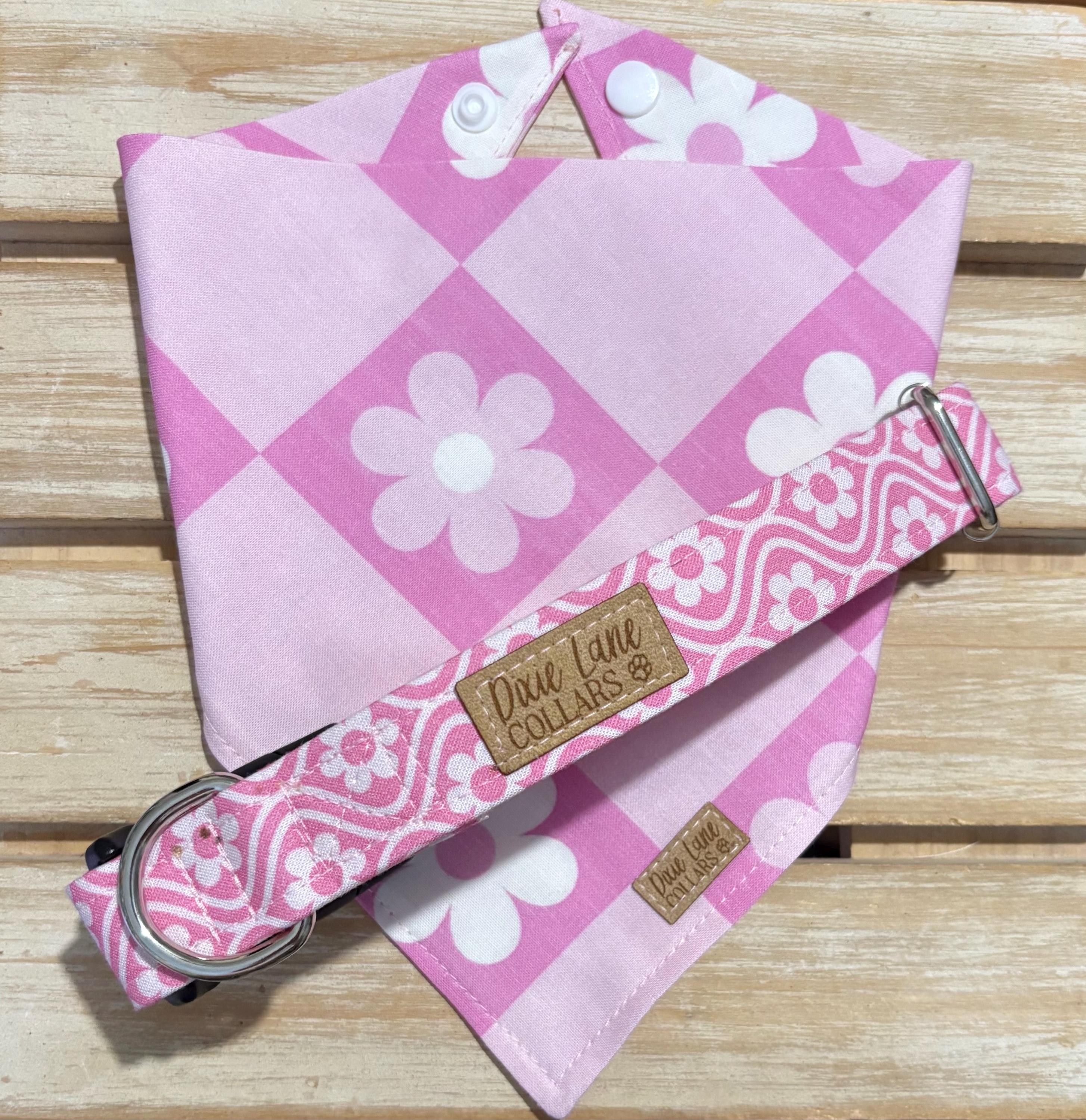 Pink Retro Floral Dog Collar