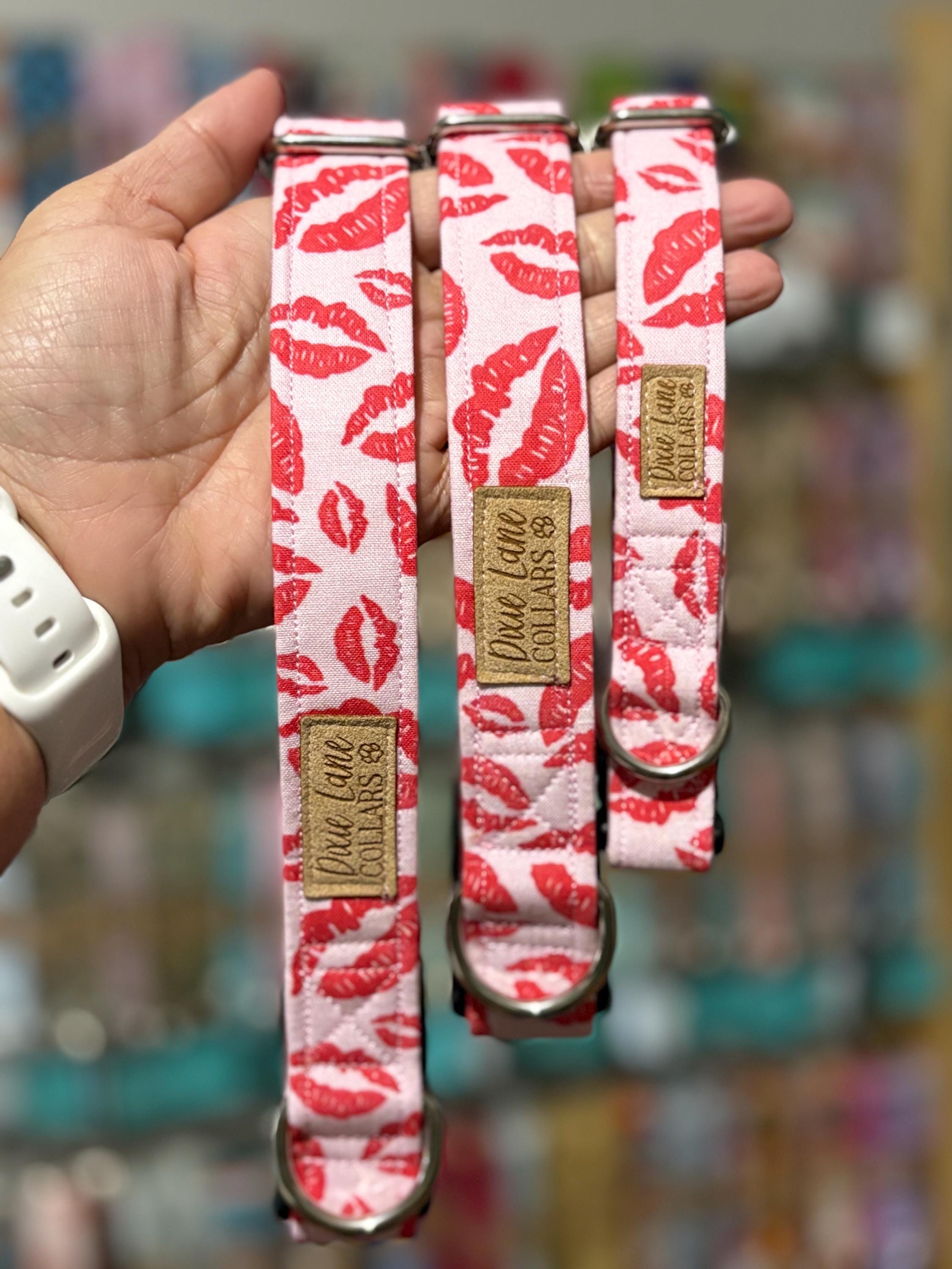 Lipstick Kisses Dog Collar