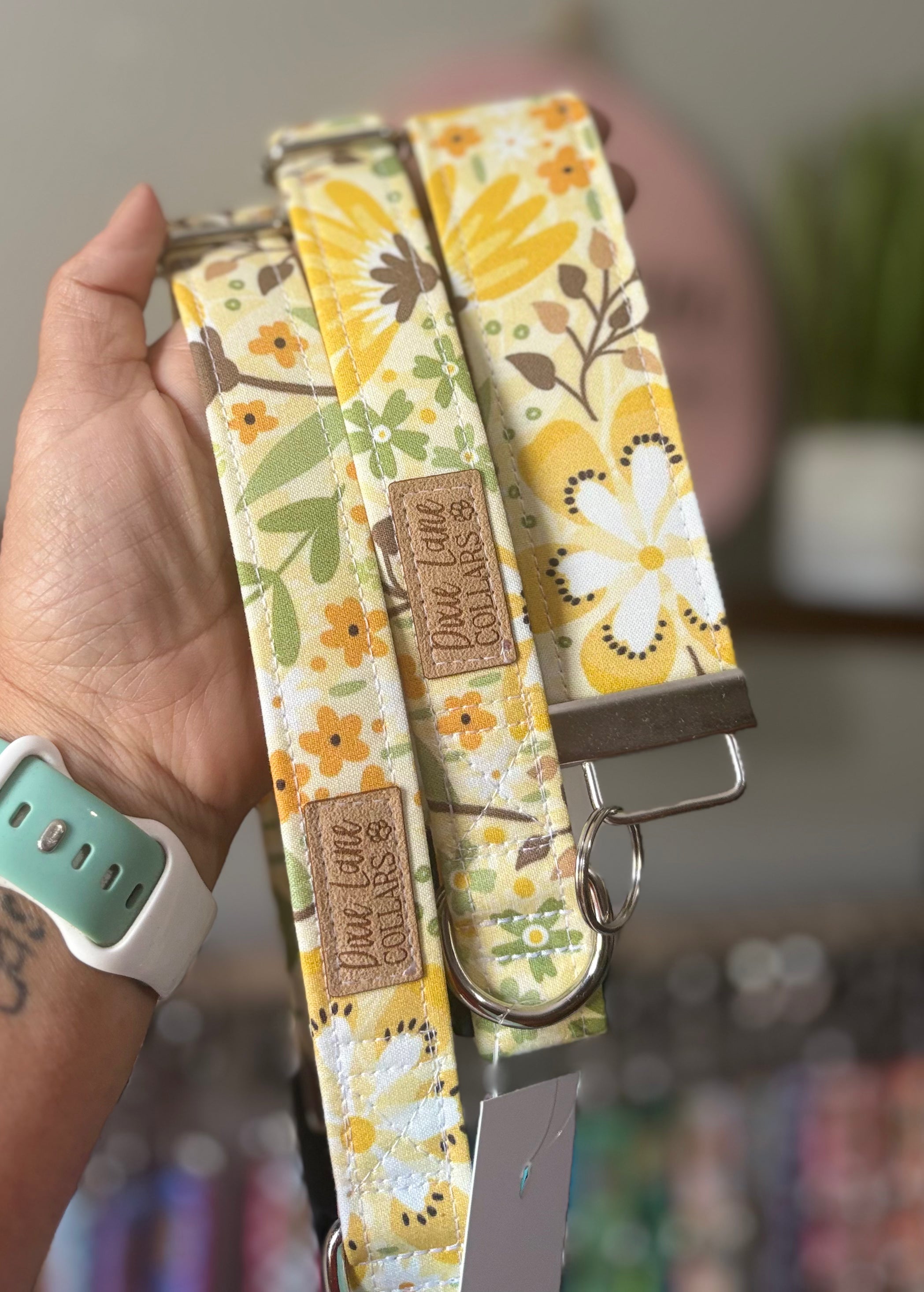 Yellow Fall Wildflowers Dog Collar