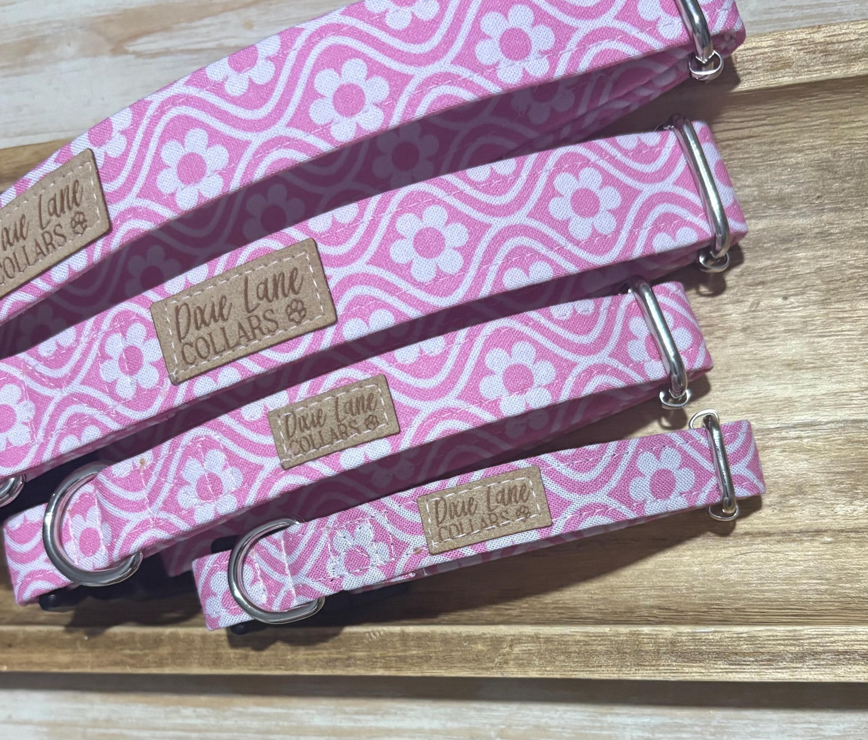 Pink Retro Floral Dog Collar
