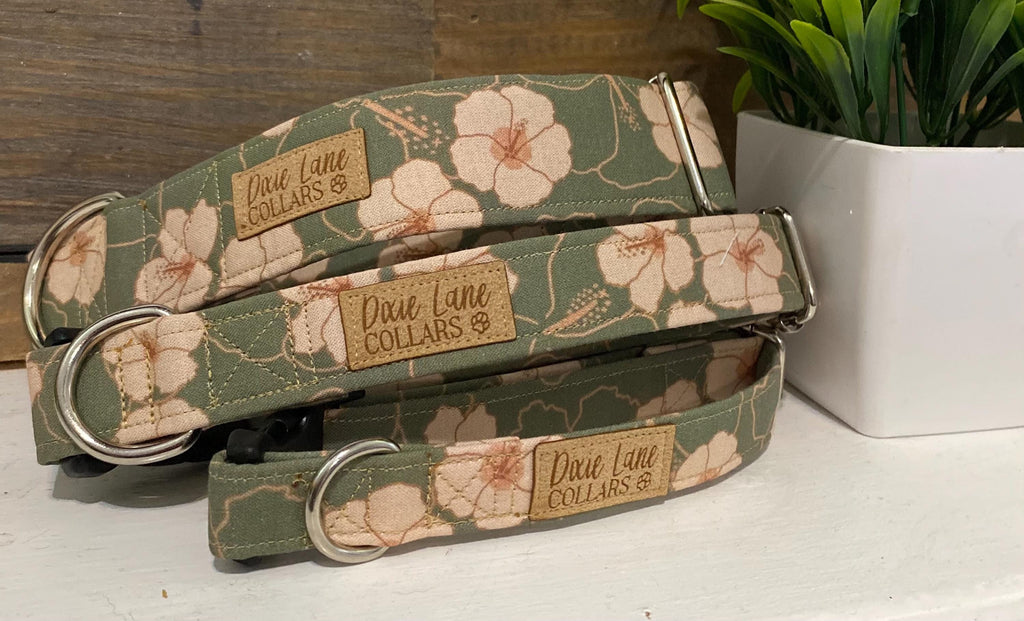 Green Hibiscus Floral Dog Collar