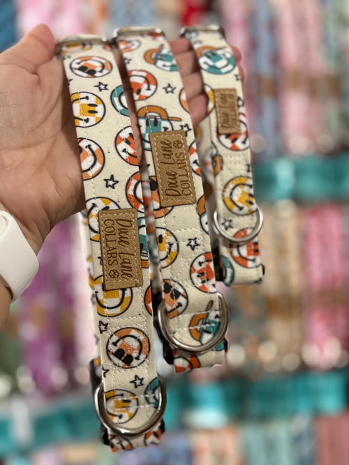 Checkered Smiley Face Dog Collar