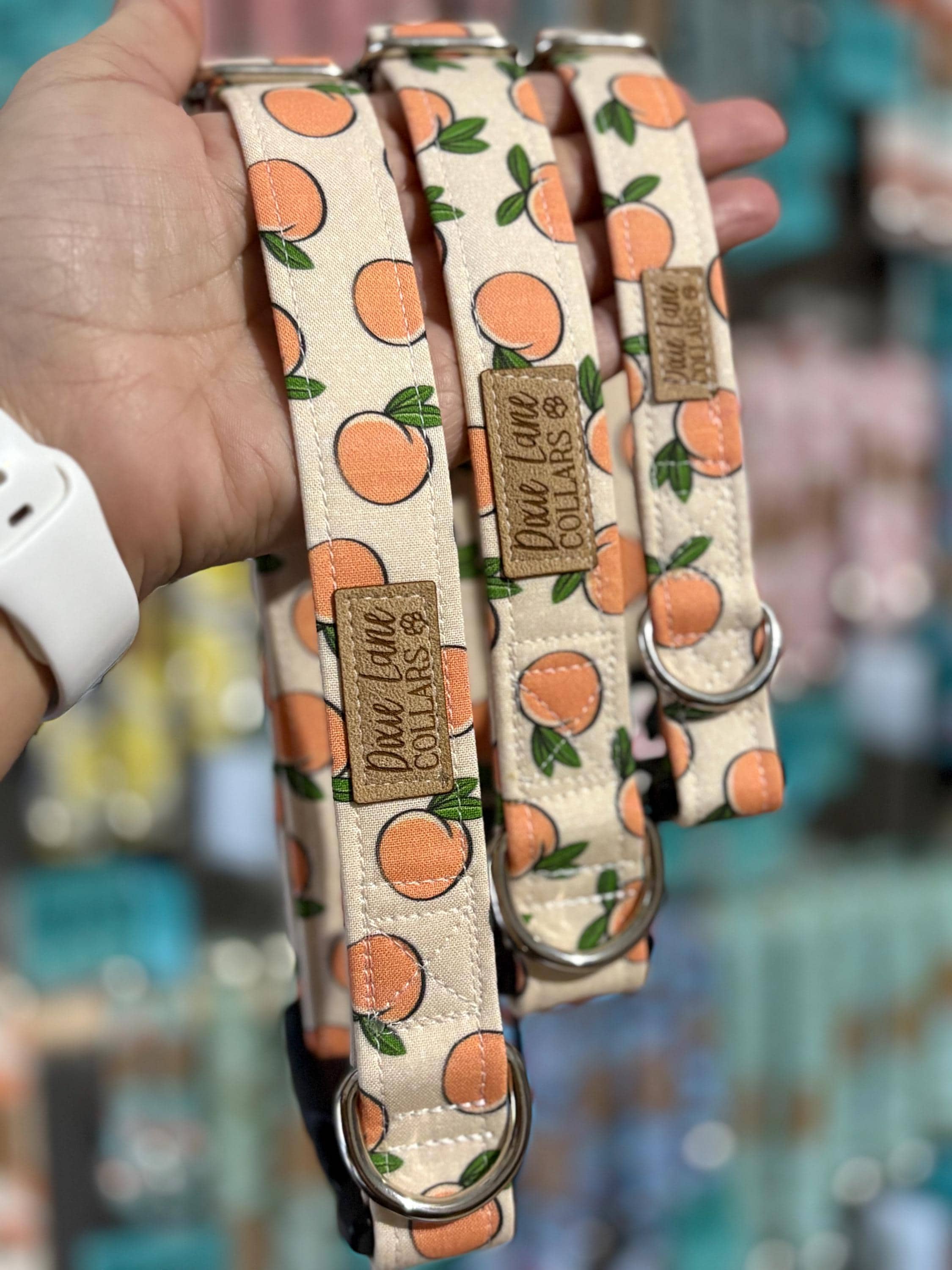Peaches Dog Collar