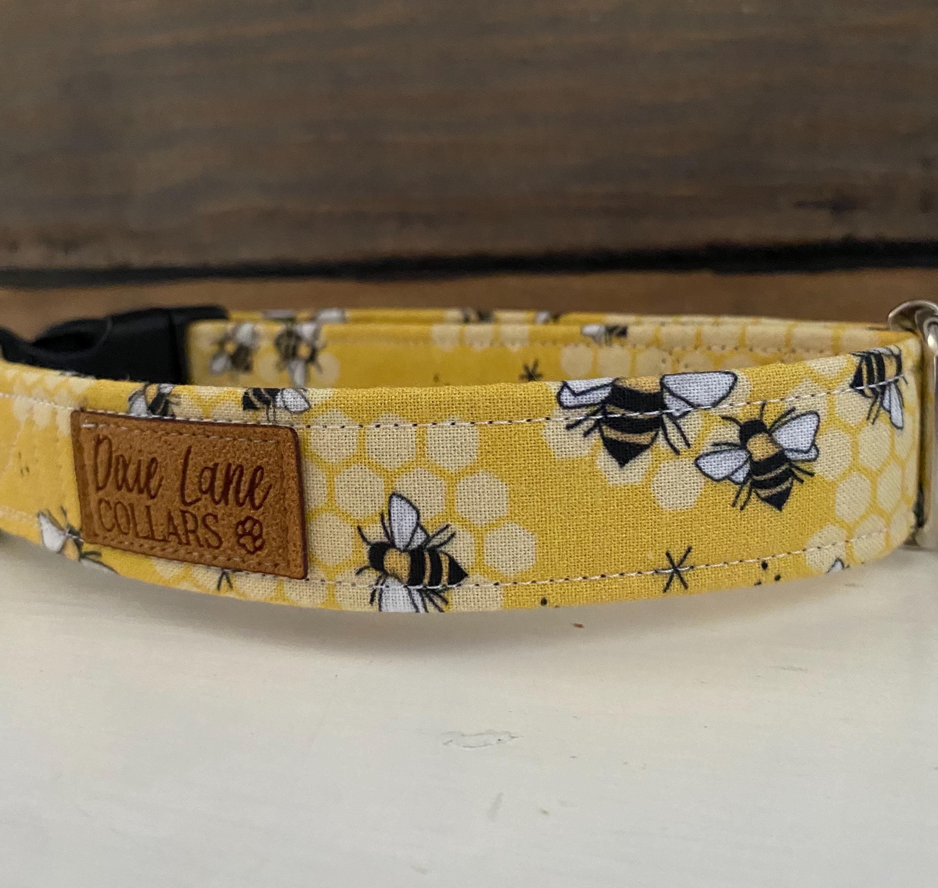Yellow Honey Bees Dog Collar